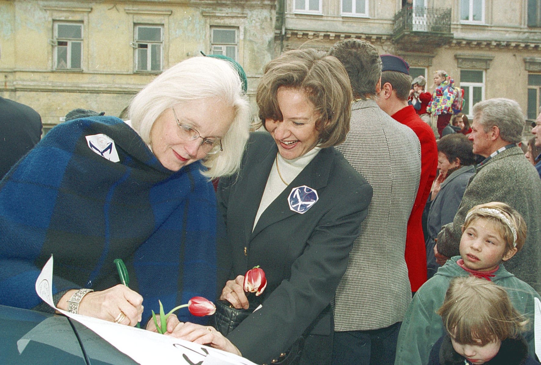 Su Konstitucija susijusi pasirašymo ceremonija.