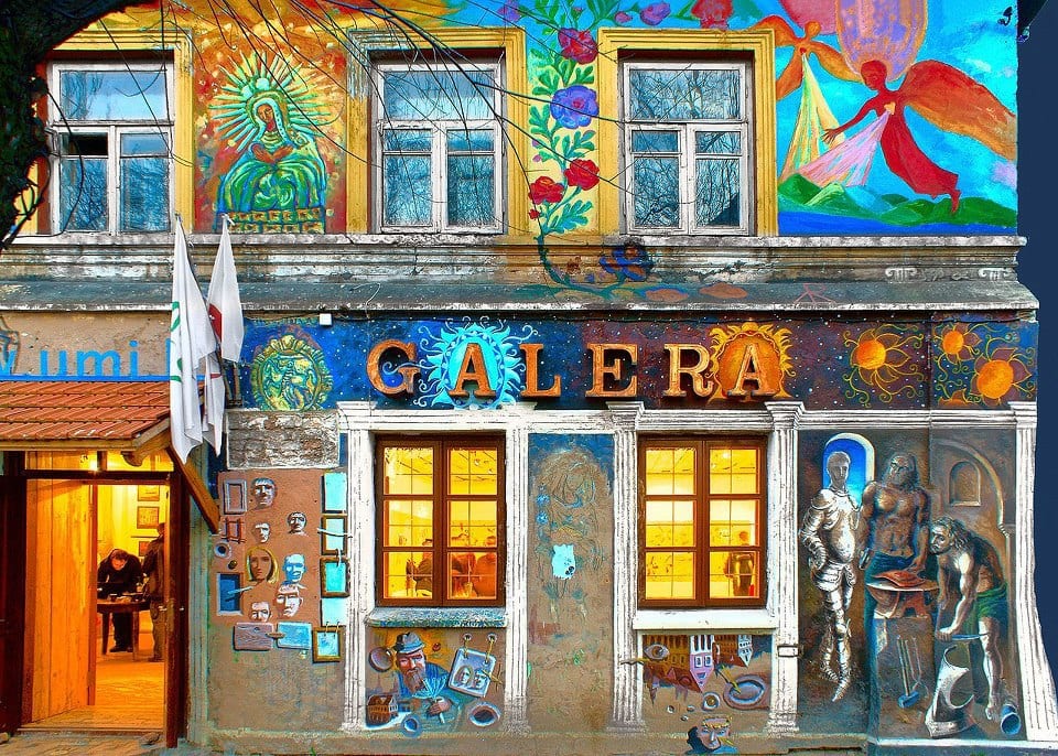 Galeros fasadas Užupyje.